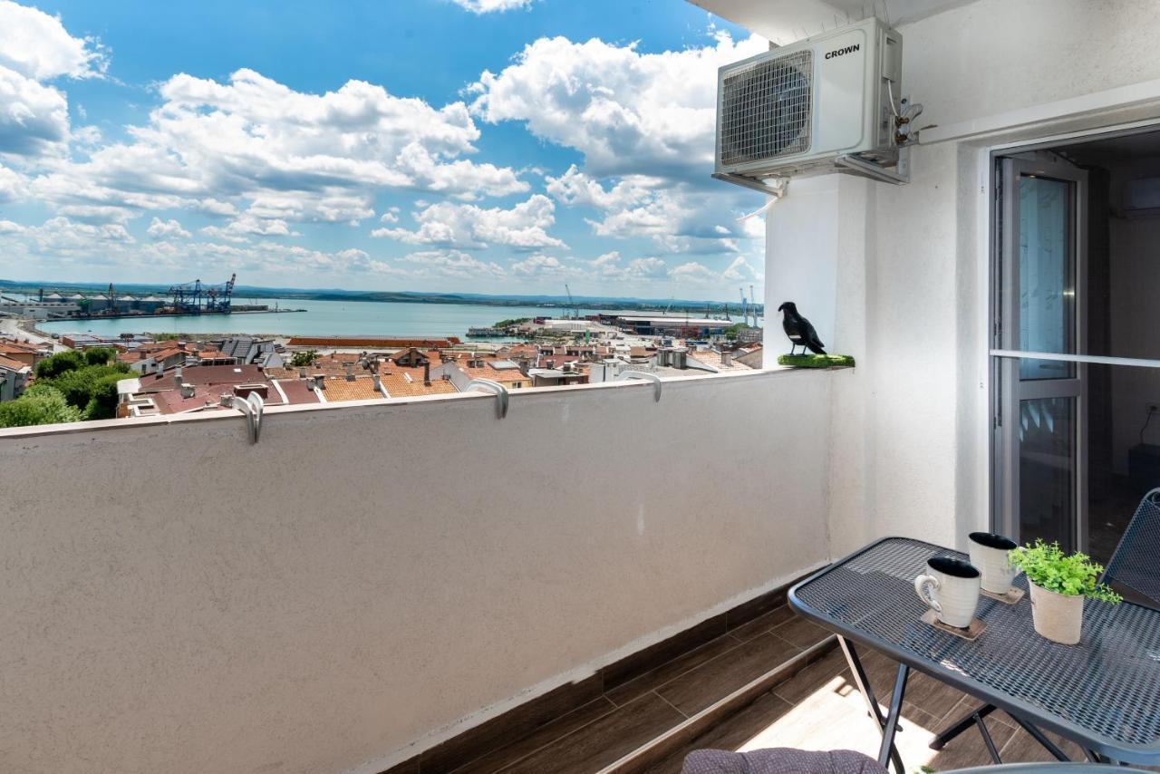 Apartament Za Gosti Vo1 Daire Burgaz Dış mekan fotoğraf